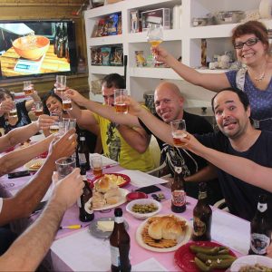 סטאוט, סדנת בירה, טעימות בירה, סדנאות בירה, סדנאות גיבוש לעובדים, ימי כיף וגיבוש לעובדים, פעילות גיבוש, יום כיף, סדנת גיבוש, בישול בירה, הכנת בירה ביתית, סדנת אלכוהול