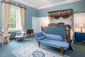 מלכת הבירה בדיווח מהשטח: TRAQUAIR HOUSE - מלון הבירה הכי סקוטי שיש
